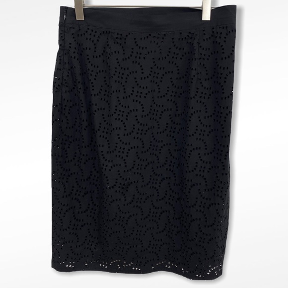 Fuzzi Italian Black Perforated Mid-length Skirt - Picture 2 of 7